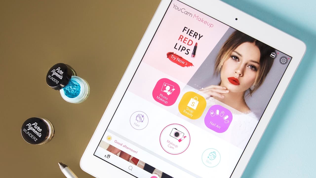COVID-19 accelerates beauty's demand for AI and AR technology